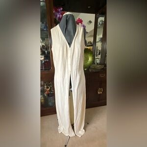 Women’s Cream V-Neck Sleeveless Sweater Jumpsuit